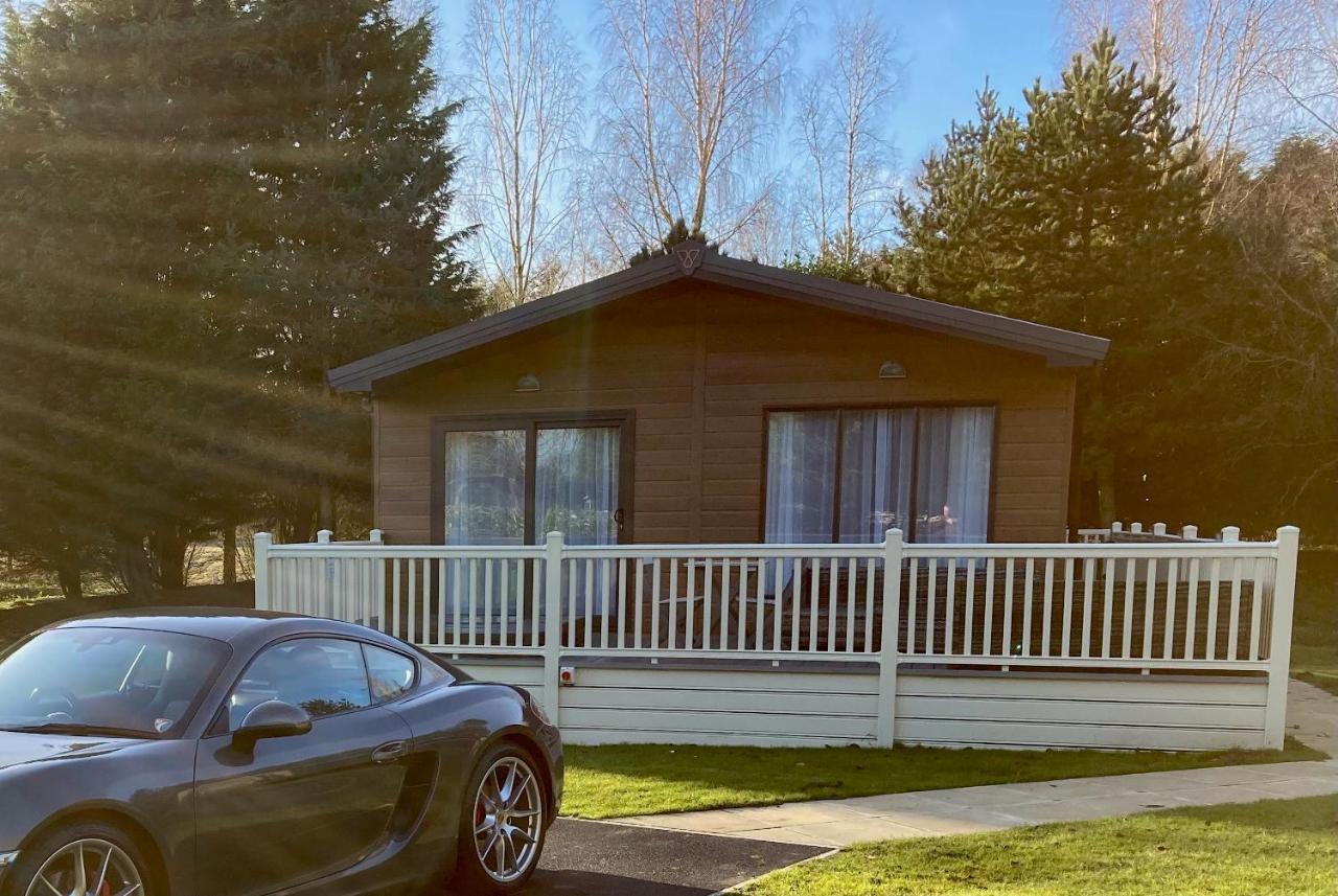 יורק Gleneagles Lodge With Hot Tub מראה חיצוני תמונה